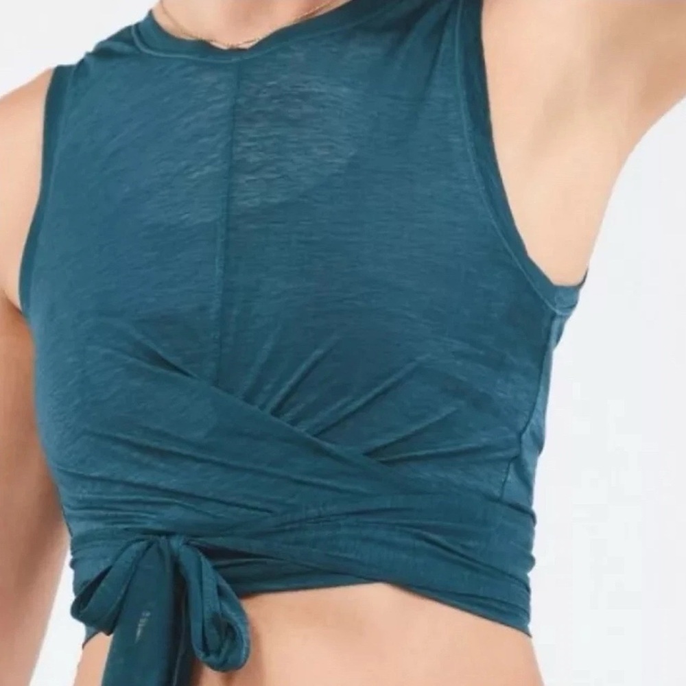 Fabletics Size Large Ryan Tie-Up Crop Tank Midnight Teal Adj Waist Tie NWT!!!
